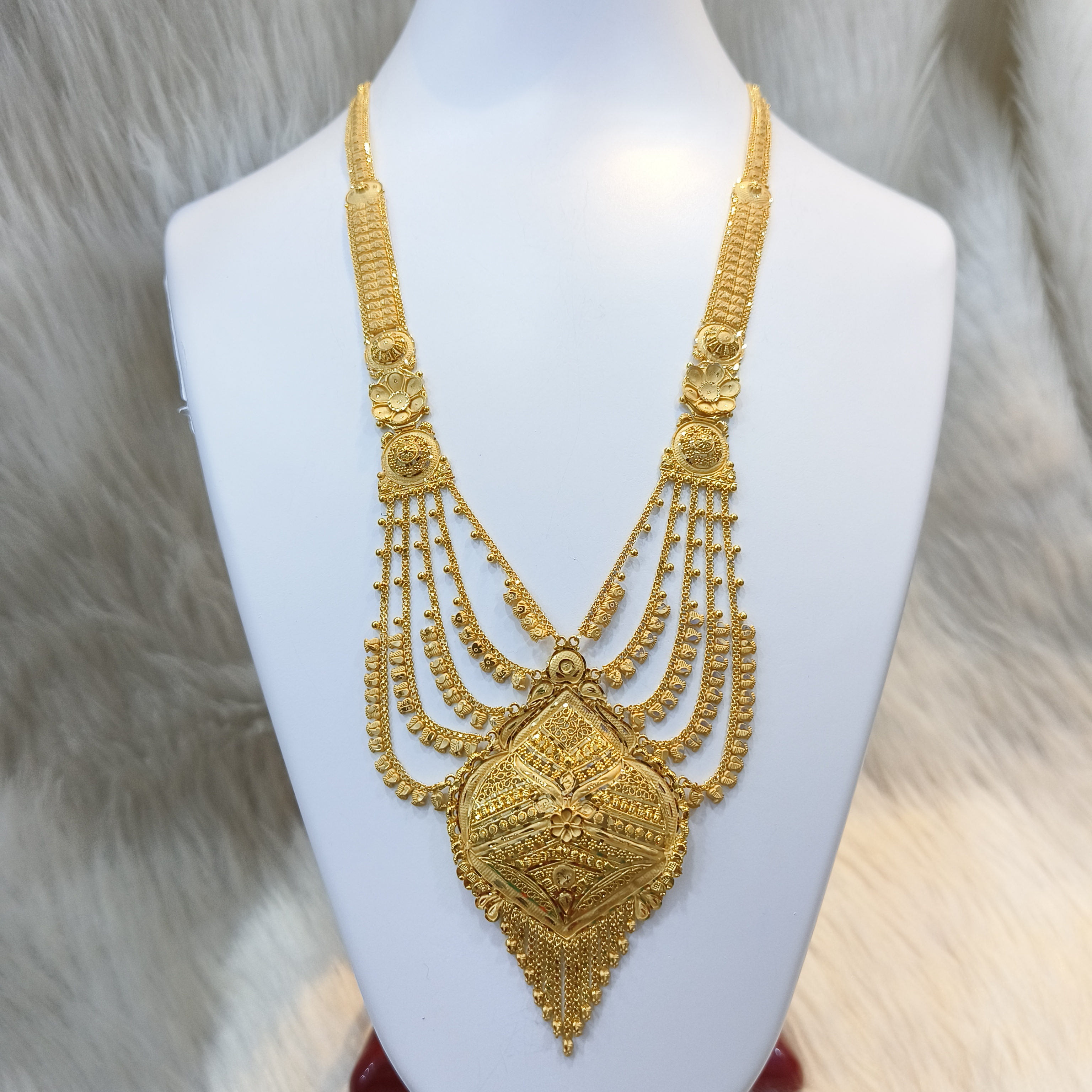 22K Gold Three Layer Rani Haar