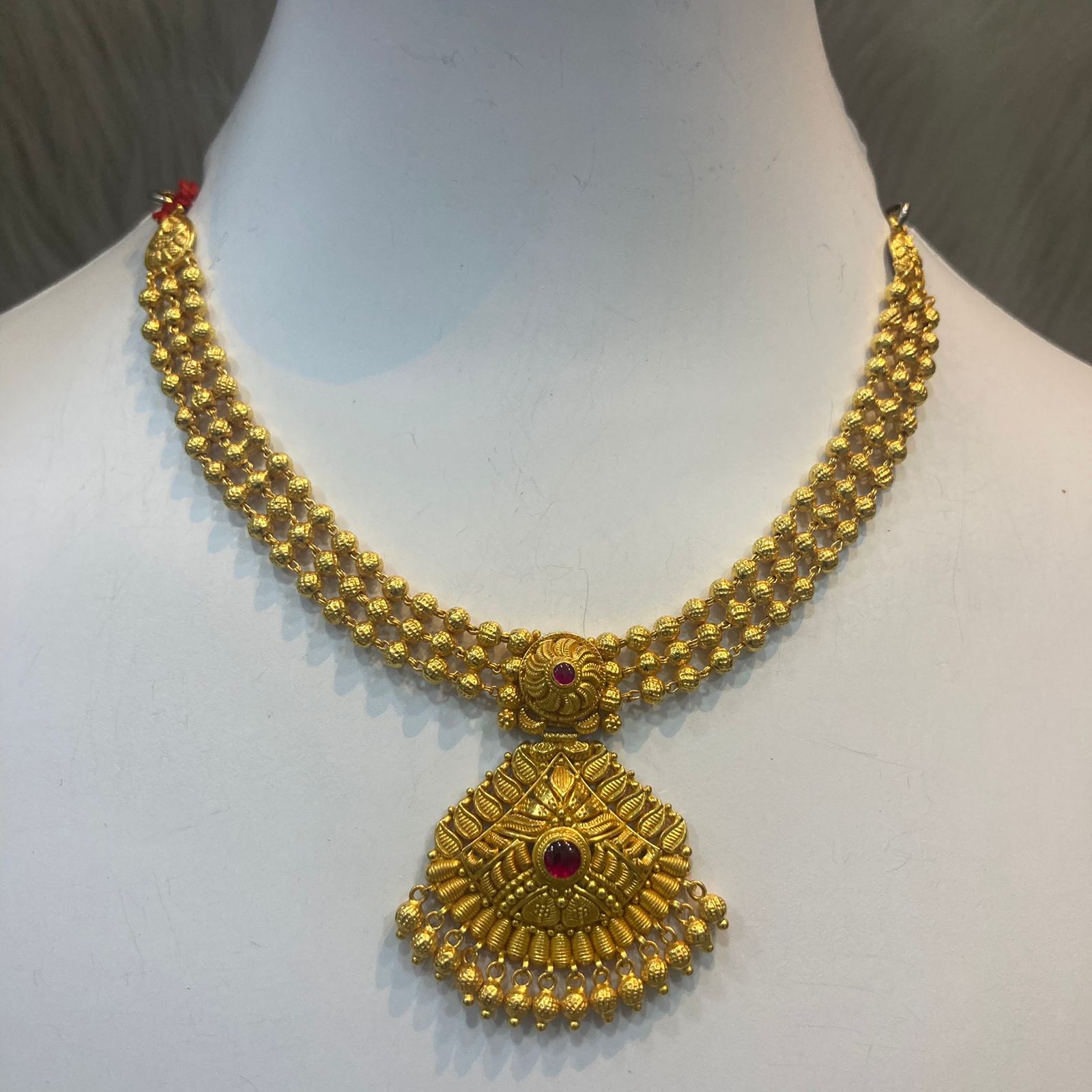 916 Gold Antique Short Necklace