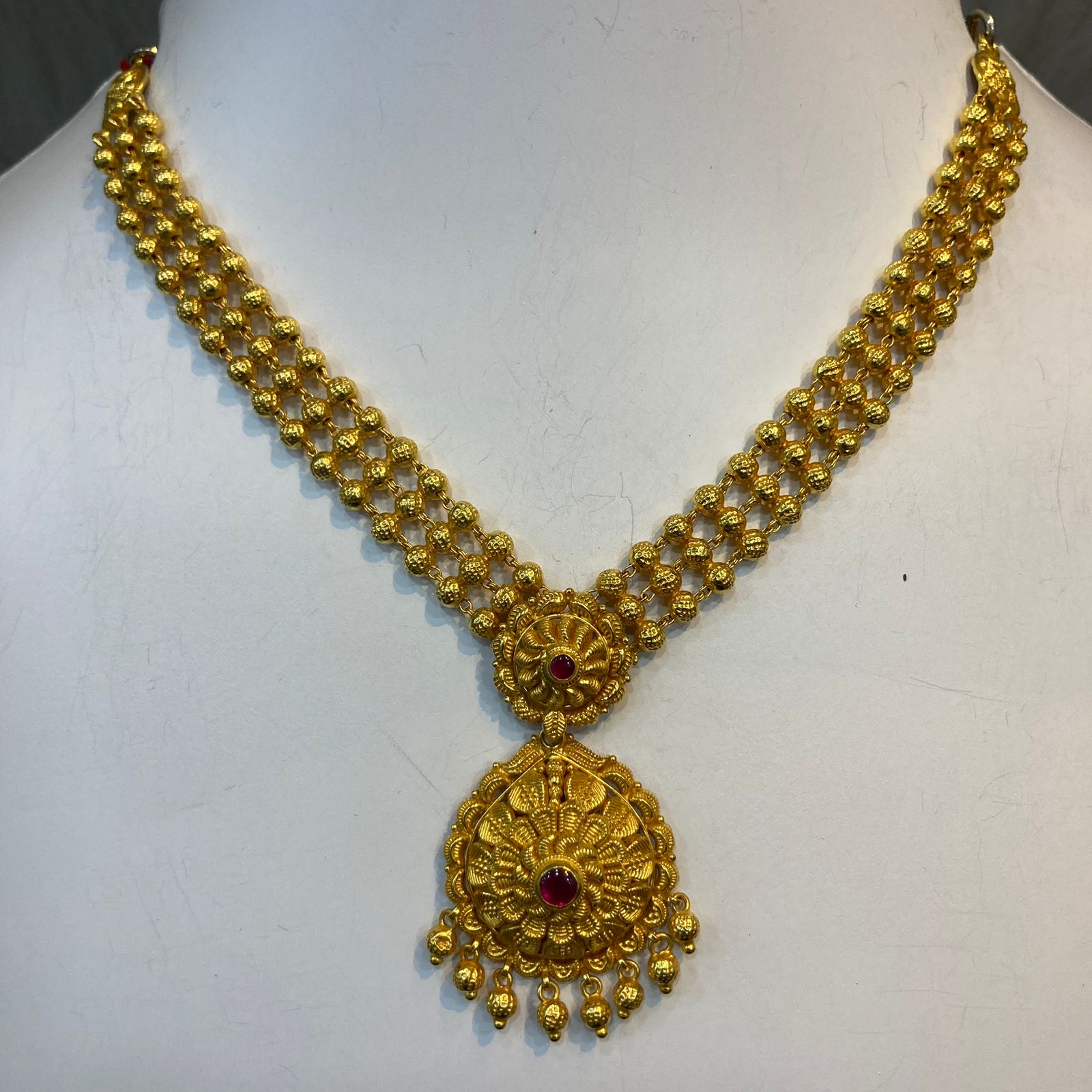 916 Gold Fancy Short Necklace