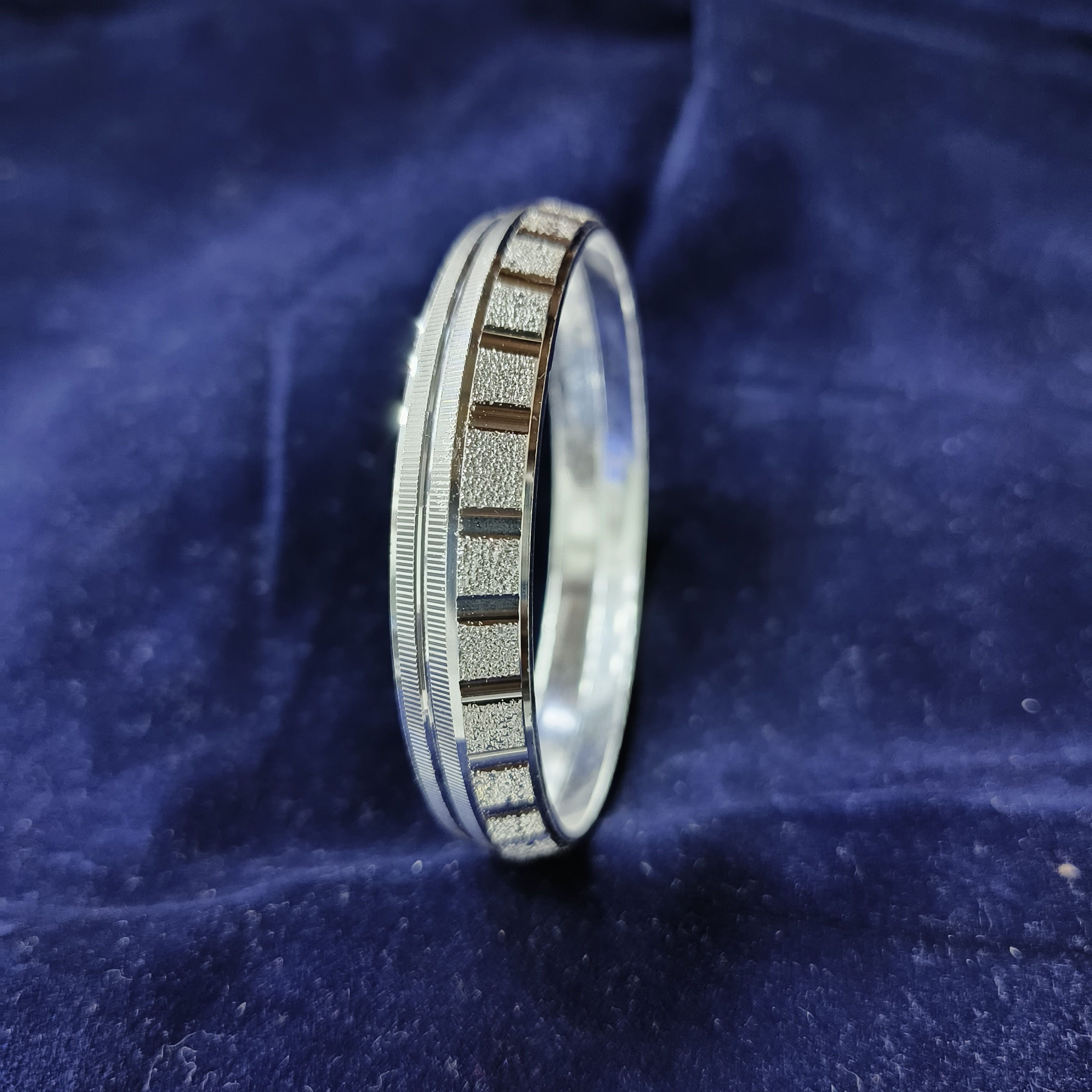 Silver Fancy Gents Kada
