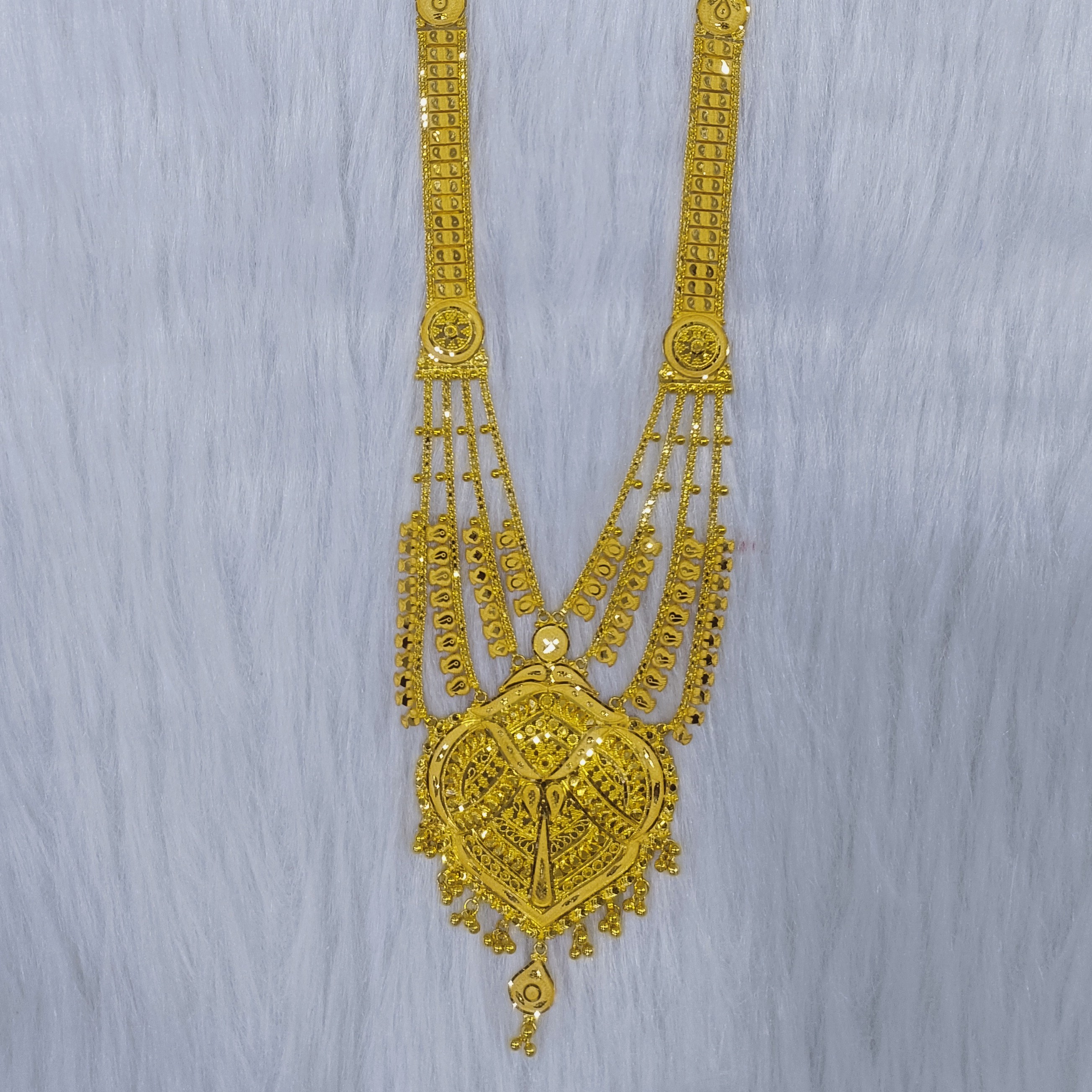 916 gold designer long neckace for wedding