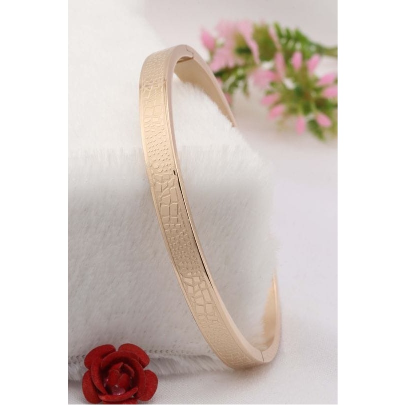Rose gold forming bracelet vcbrc02