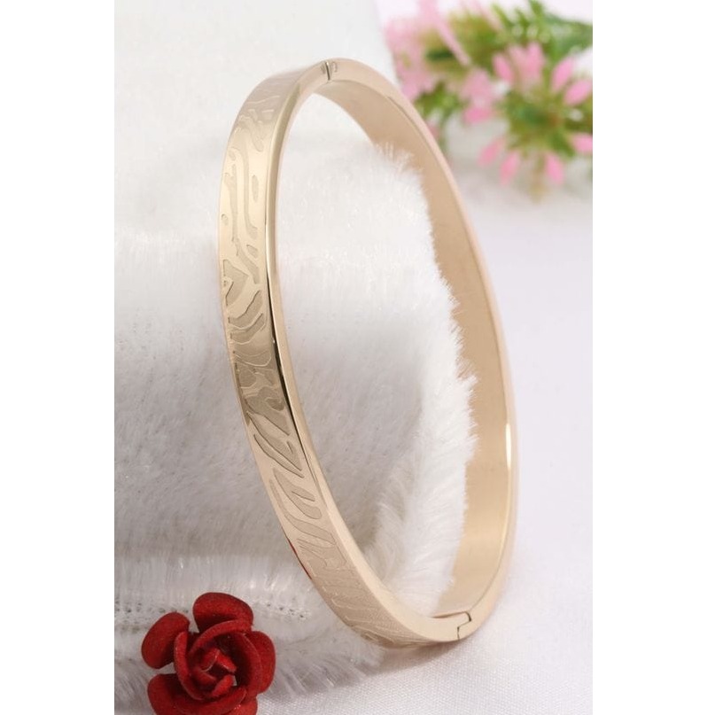 Gold forming classic bracelet for men vcbrc05