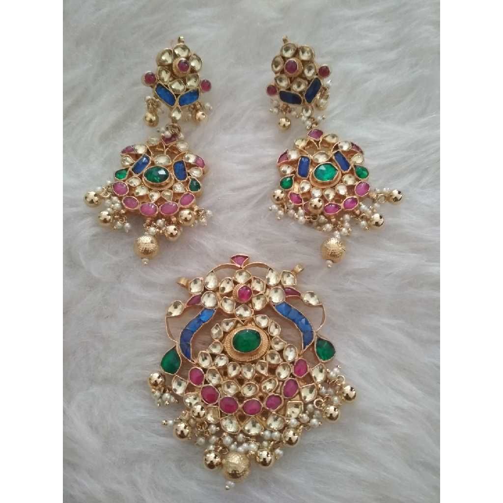 Artificail Kudan Style Pendant Set