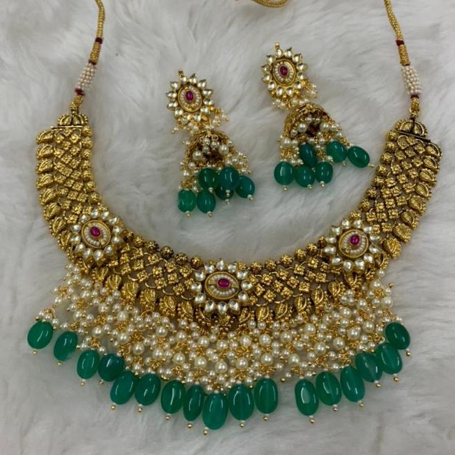 Contemporary Design Green Stone Necklace Set