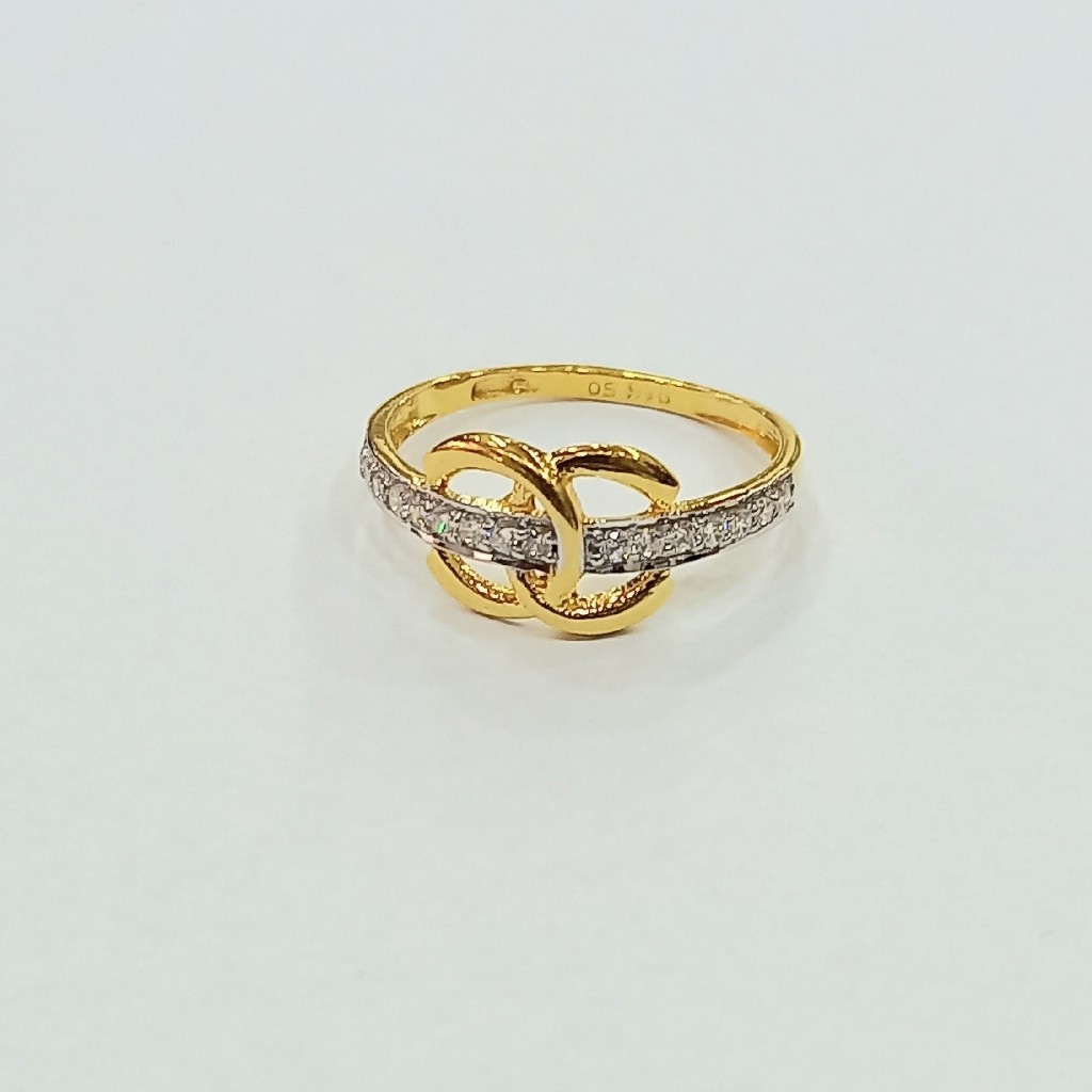916 HM FANCY DIAMOND LADIES RING