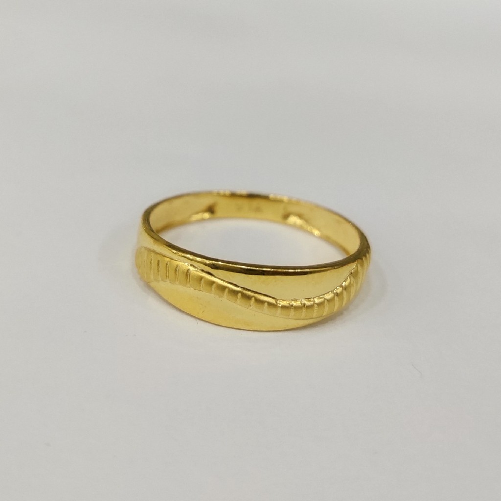 916 HM CERTIFIED GOLD FANCY SOLITER GENTS RING
