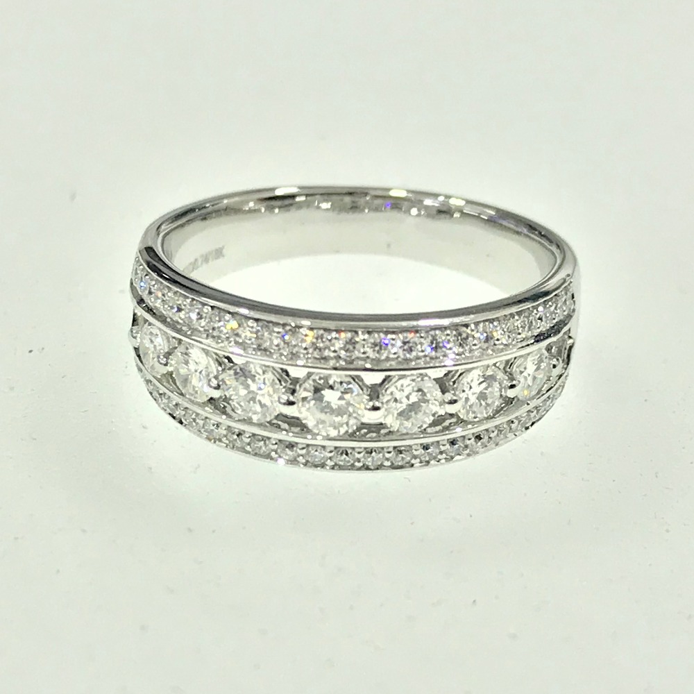 18 K White Gold Diamond Internity Band RJLR002