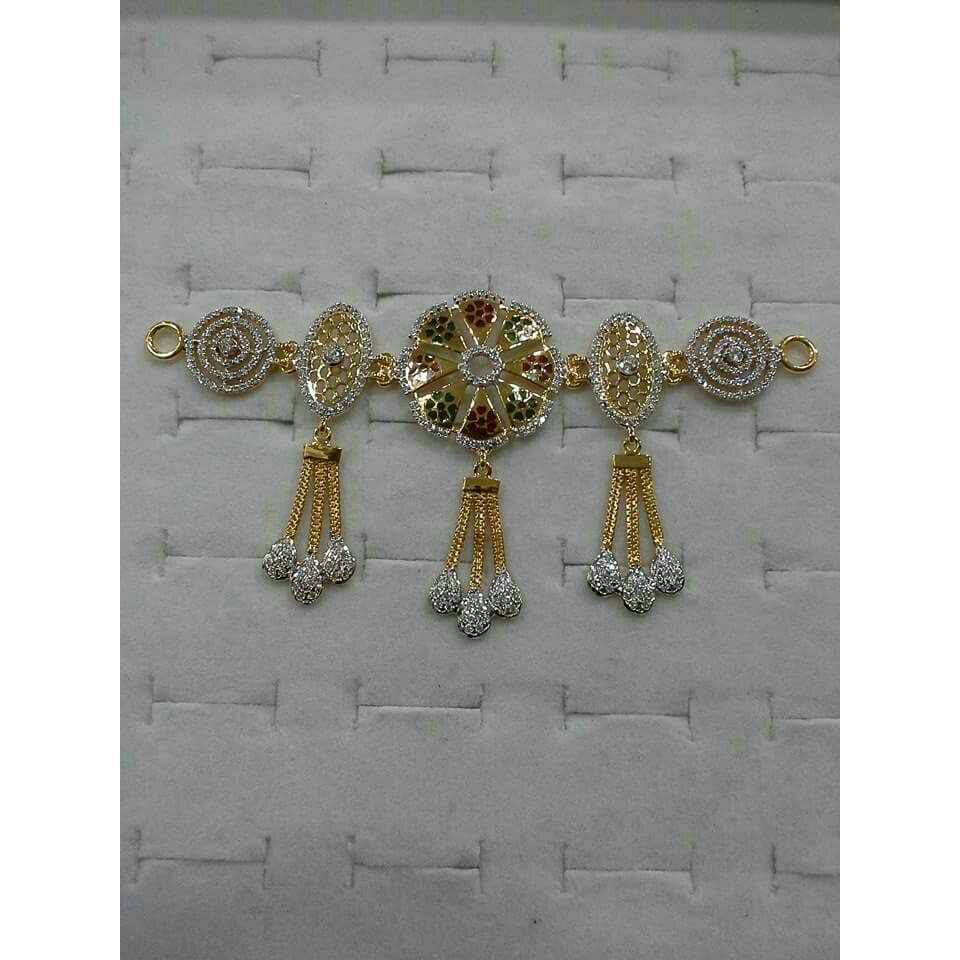 Flower Shape 18KT Gold Diamond Bajubandh