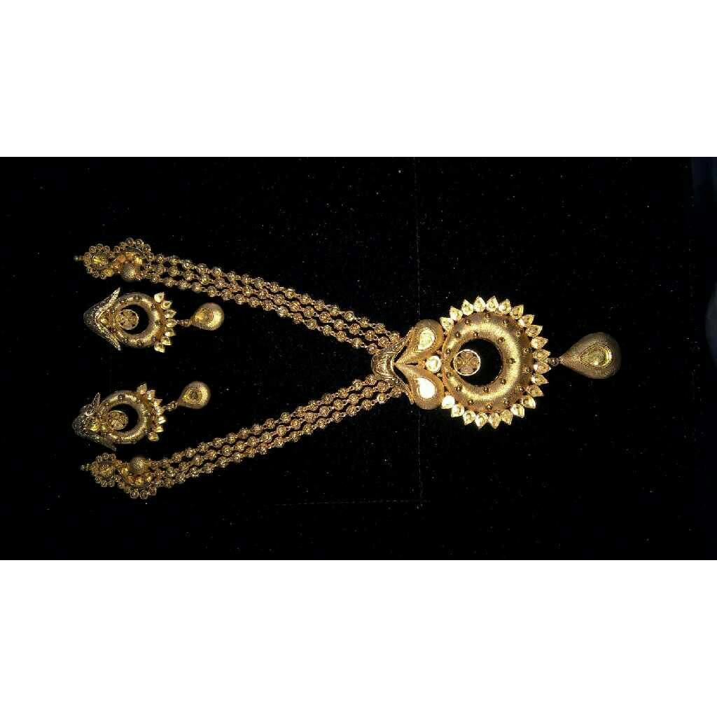 22K / 916 Gold Ladies Polki Vertical Necklace Set