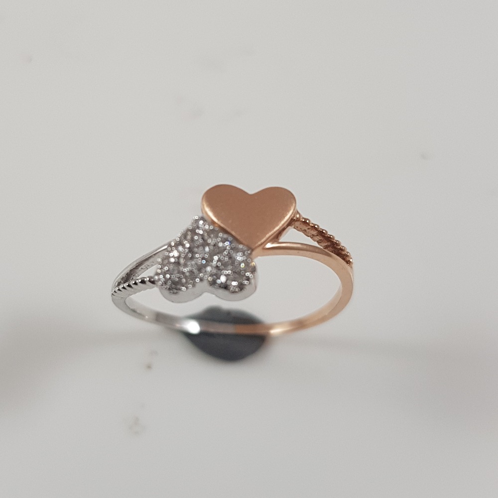 916 Fancy Heart Shaped Diamond Ring