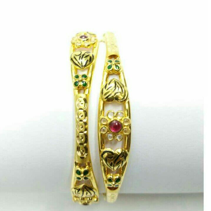 22K / 916 Gold Fancy Stone Kadli