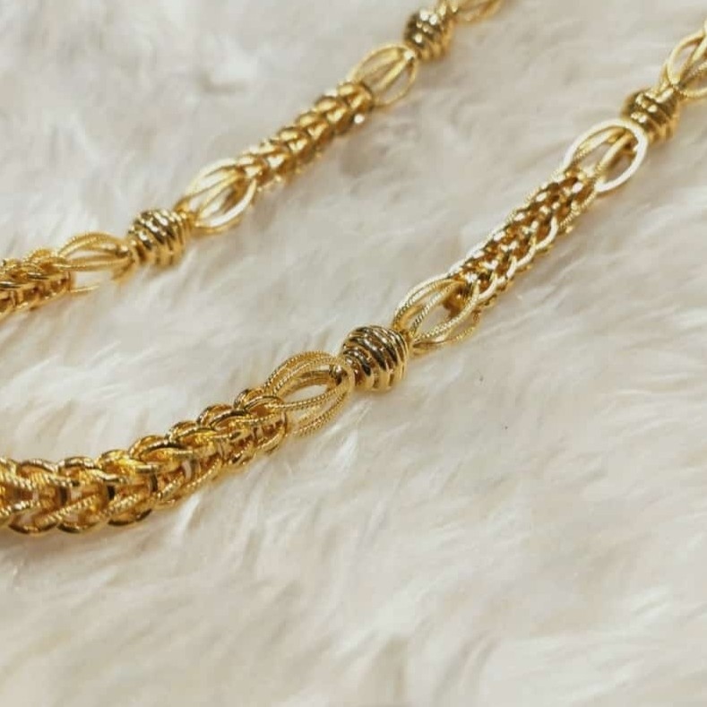22k Indo Italian chain