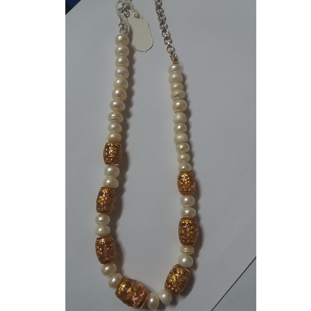 gold work necklase