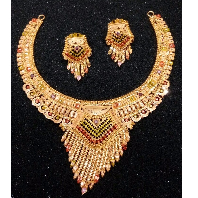 Gold necklace Set