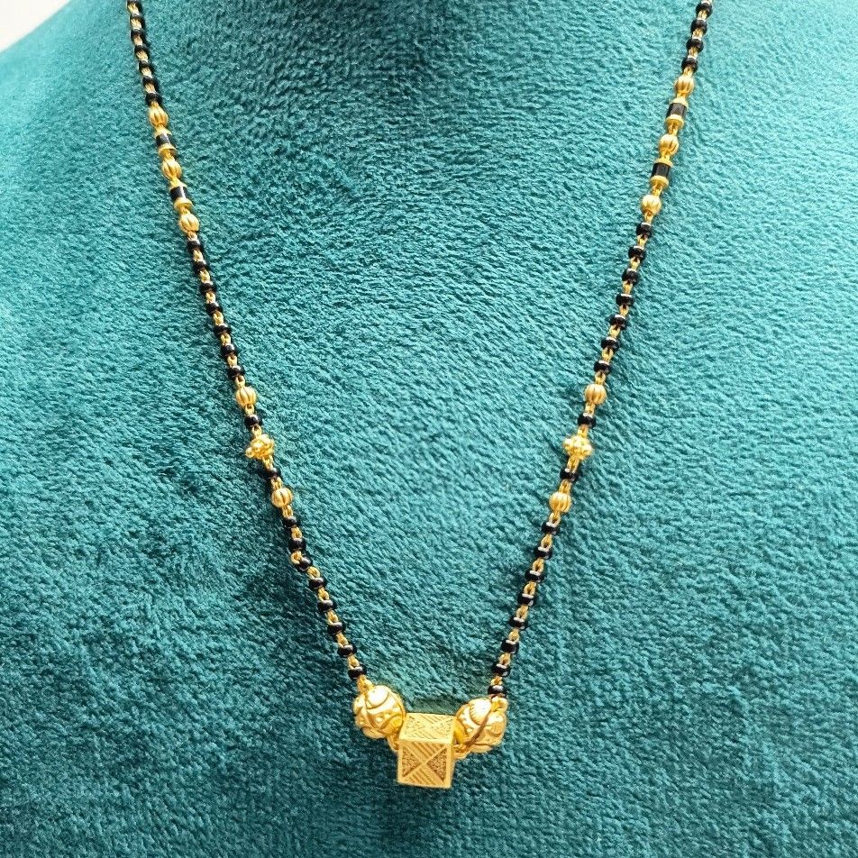 22k gold mangalsutra