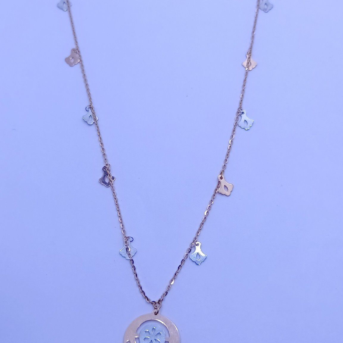 Rose gold Round Pendant chain