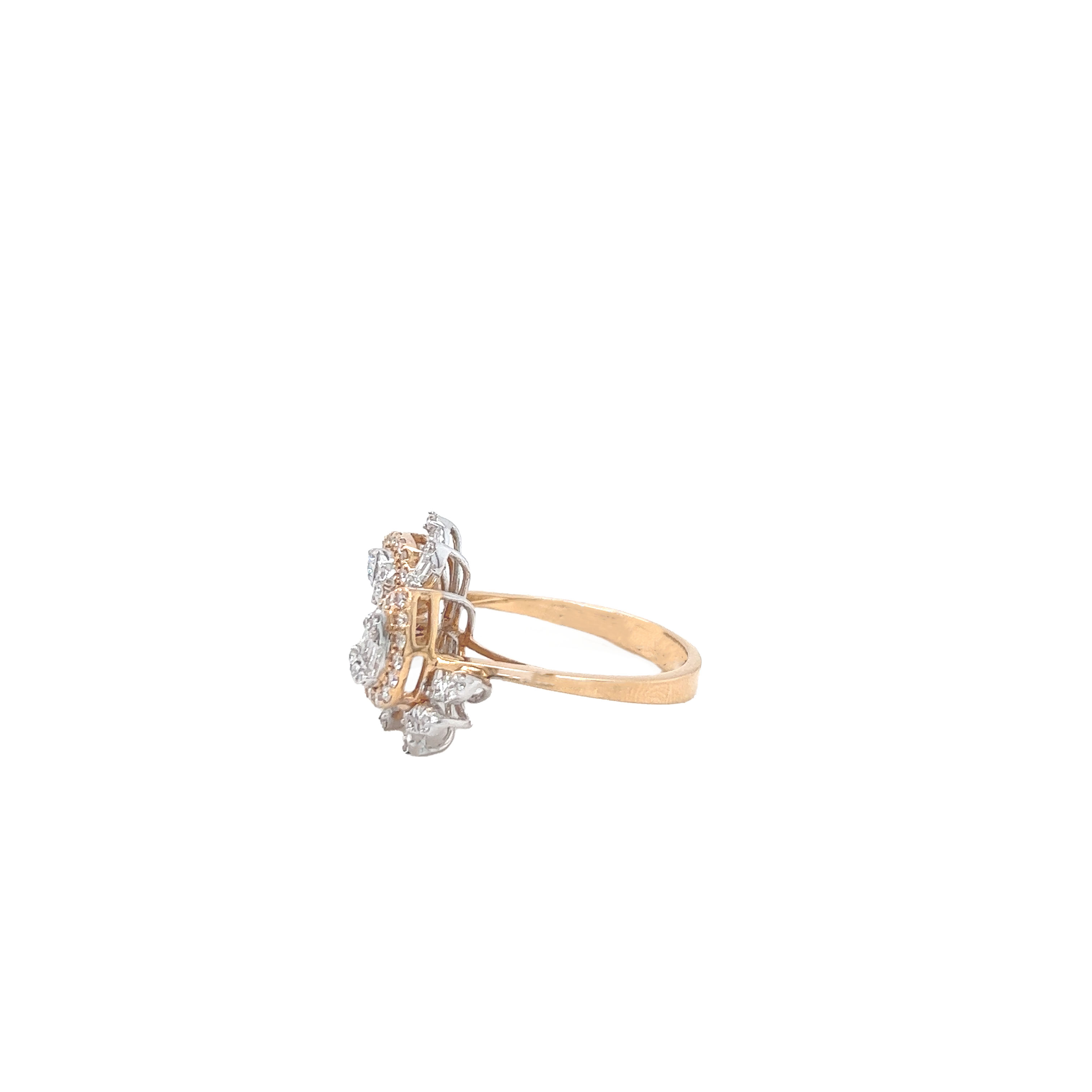 18k Gold Enamouring Diamond  Ring