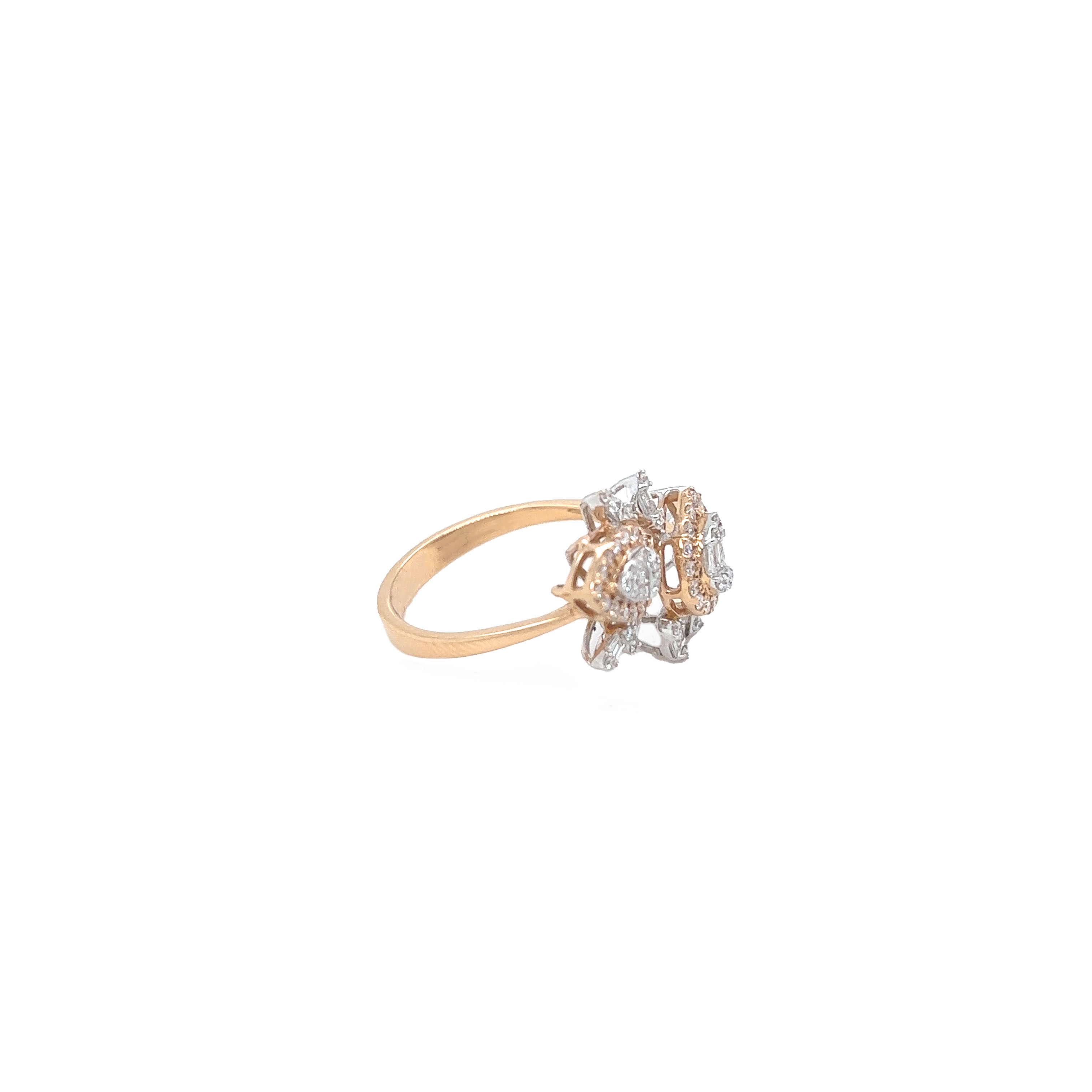 18k Gold Enamouring Diamond  Ring