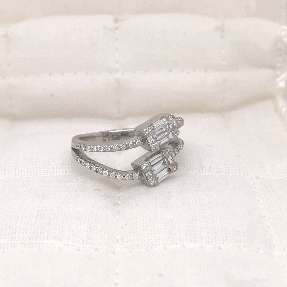 Terry Heart Twine Diamond Ring