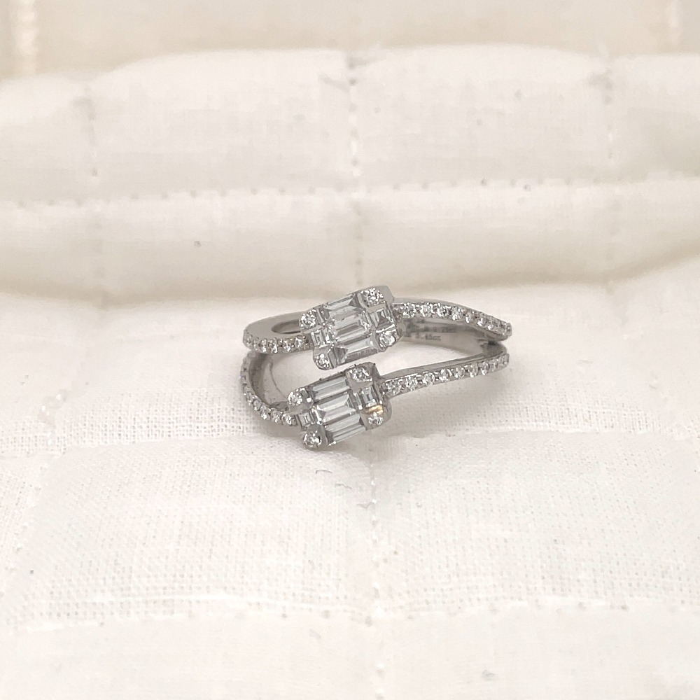 Terry Heart Twine Diamond Ring