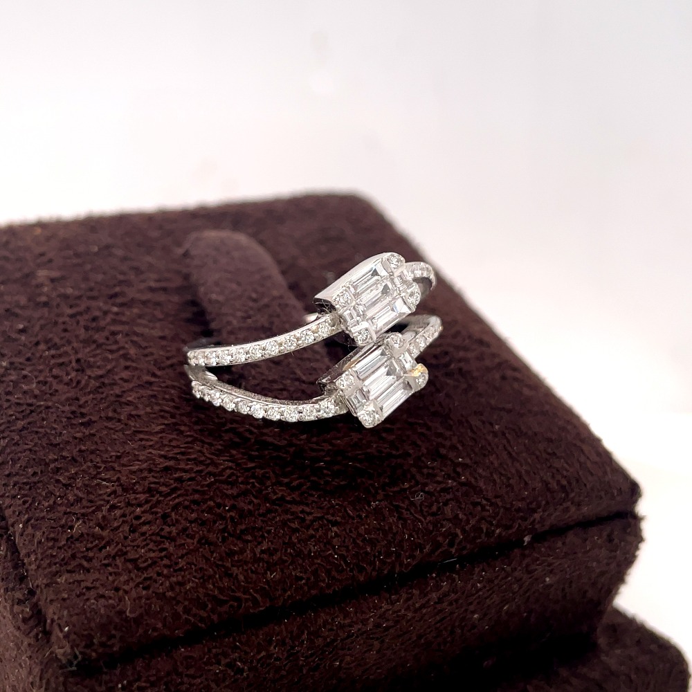 Terry Heart Twine Diamond Ring