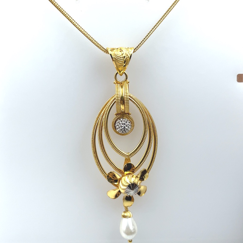 Floral pendant set