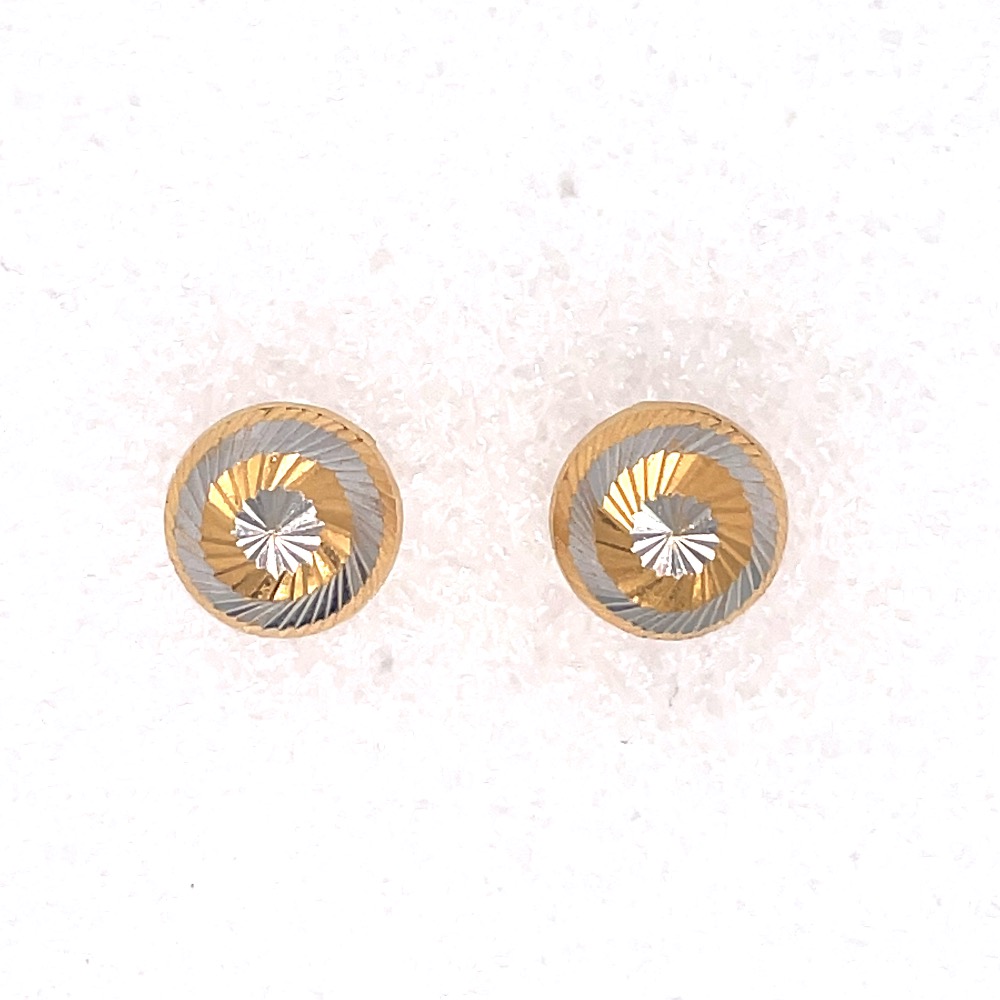 Stylish stud earring