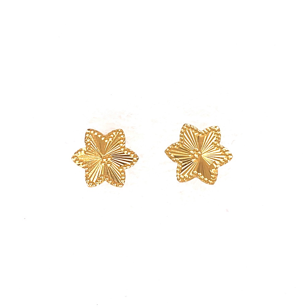 Star stud earring