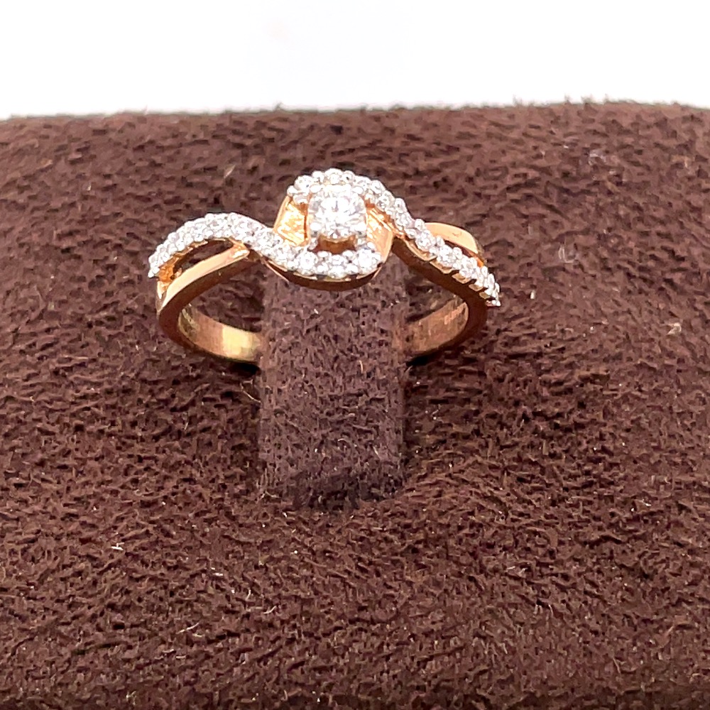 Gleaming diamond Ring