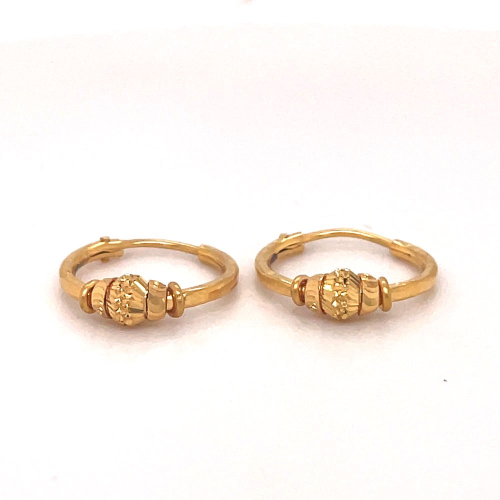 hoop earring