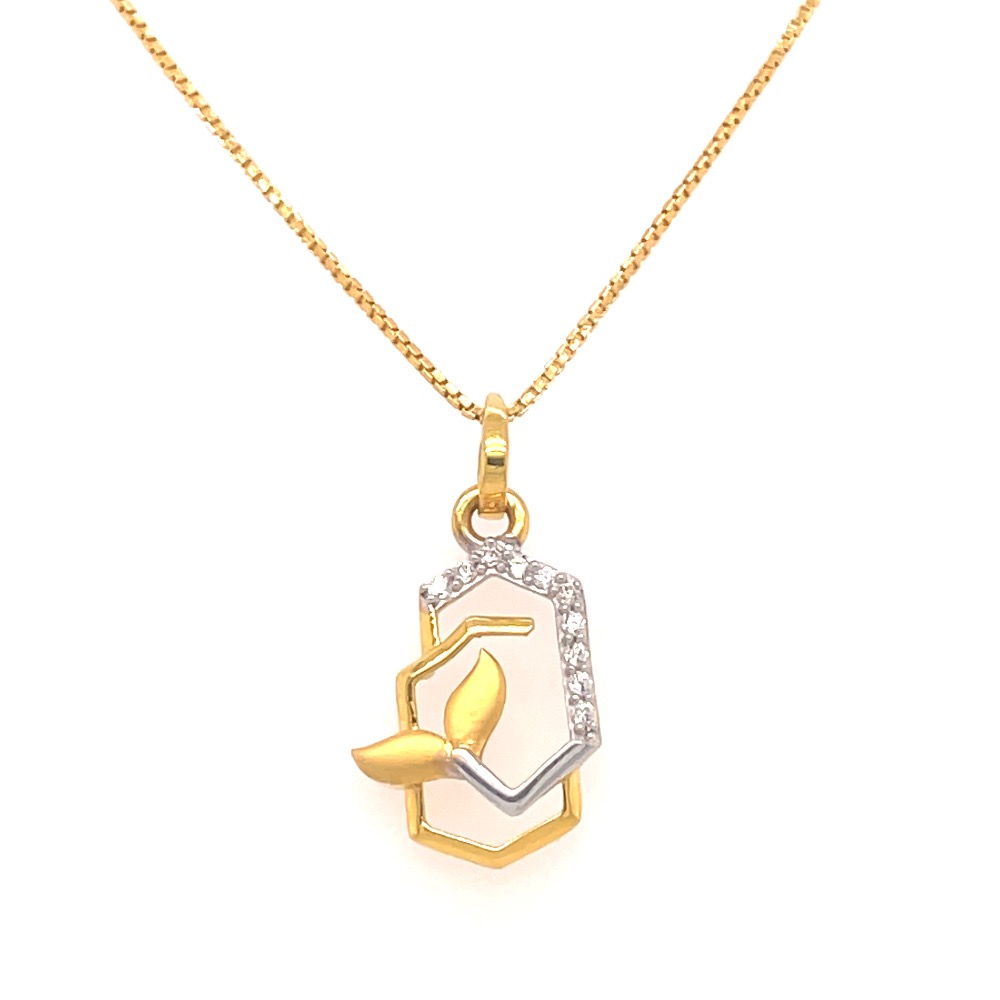 The little mermaid tail pendant