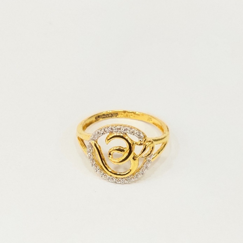 916 HM CERTIFIED GOLD OM DESIGN LADIES DIAMOND RING