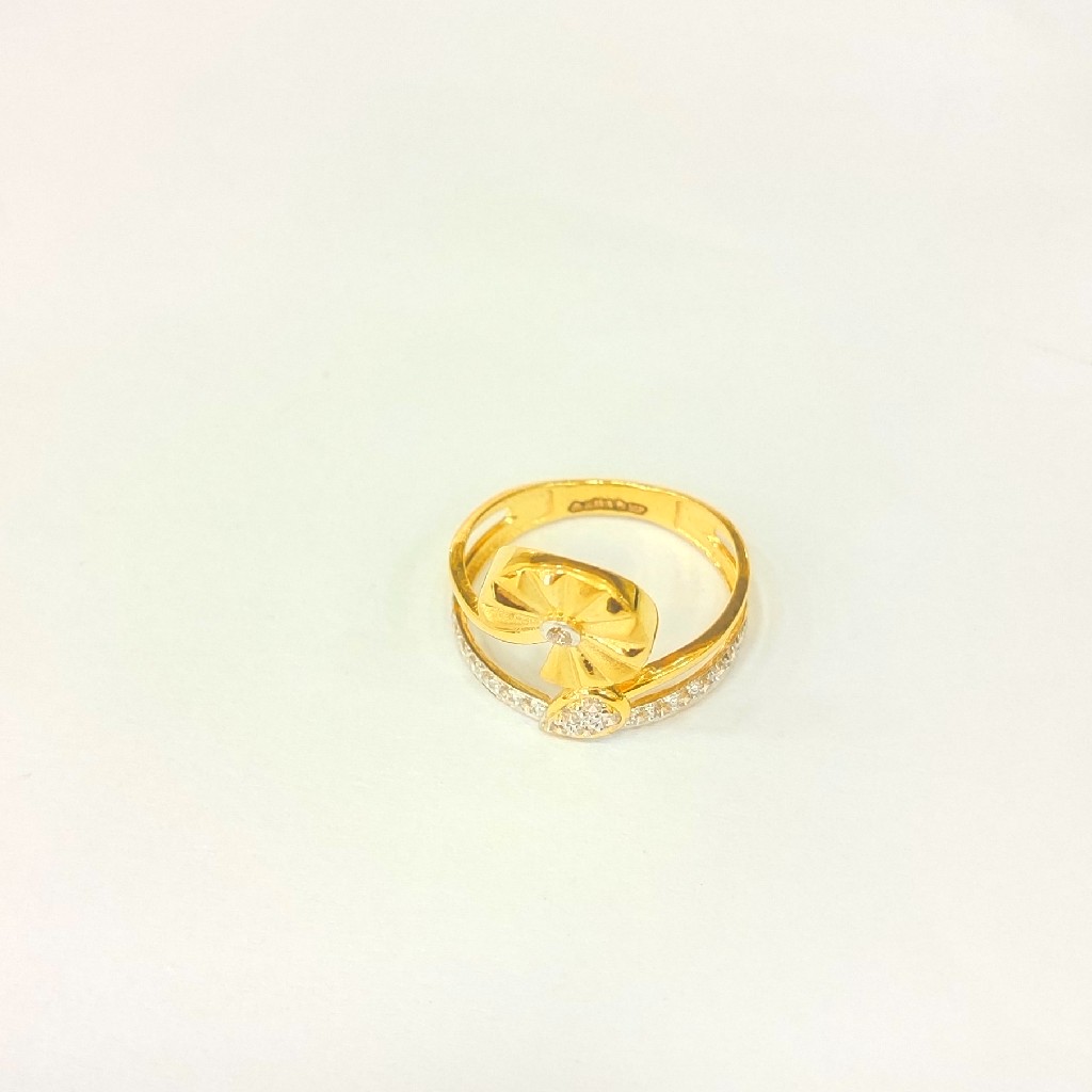 916 HM CERTIFIED GOLD FANCY DIAMOND LADIES RING