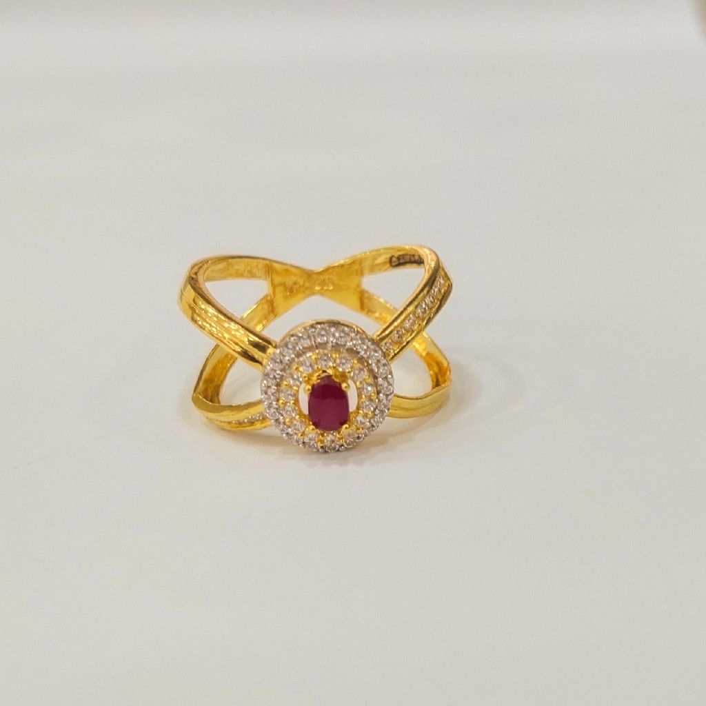 916 HM CERTIFIED GOLD ANTIQUE RED DIAMOND LADIES RING