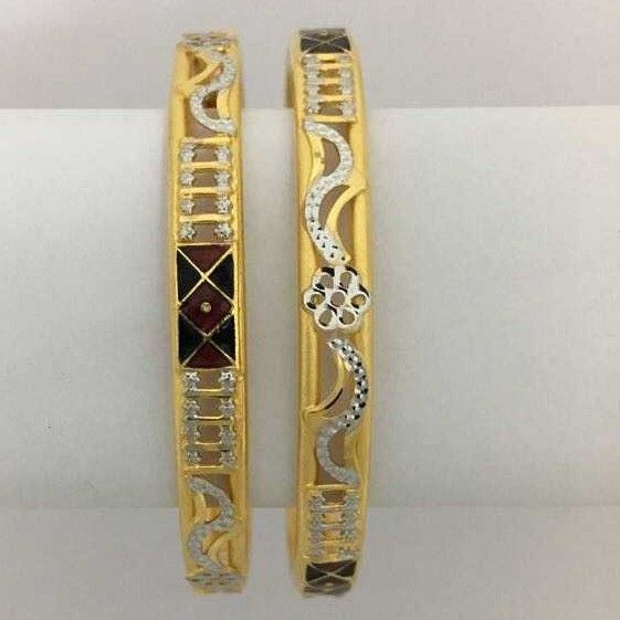22KT Yellow Gold Antique Ladies Attractive Bangle