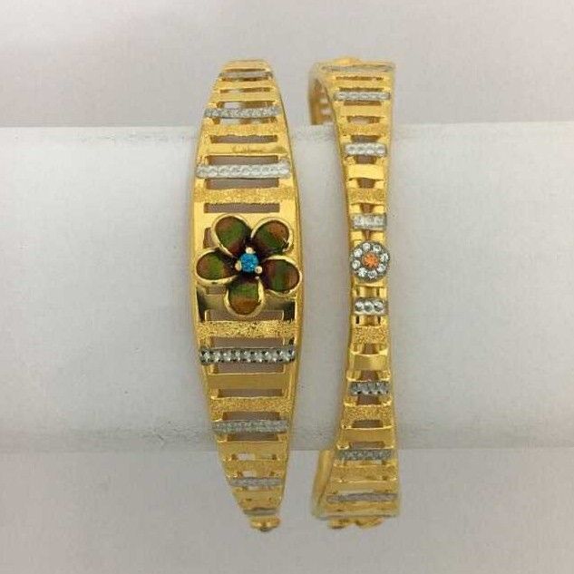 22KT Yellow Gold Antique Ladies Stylish Bangles