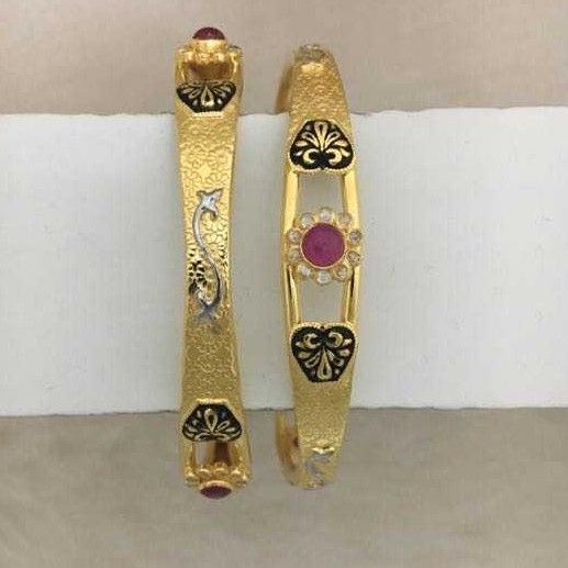 22KT Gold Ladies Indian Exclusive Bangles