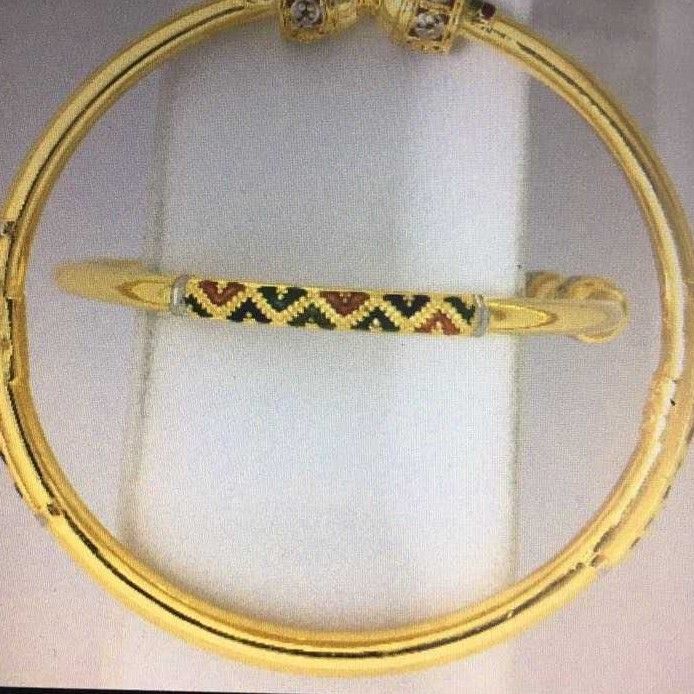 22KT Gold Exclusive Ladies Indian Bangles