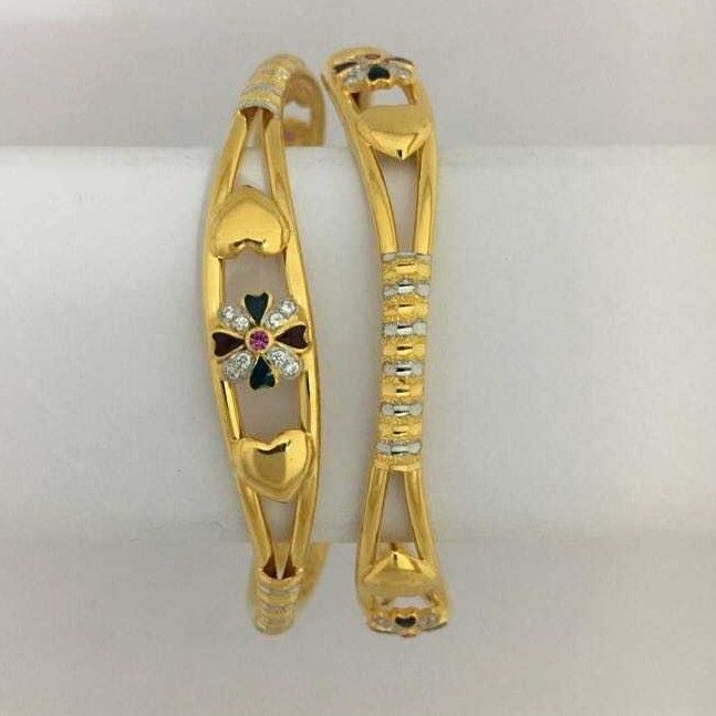 Exclusive 22KT Gold Ladies Indian Bangle