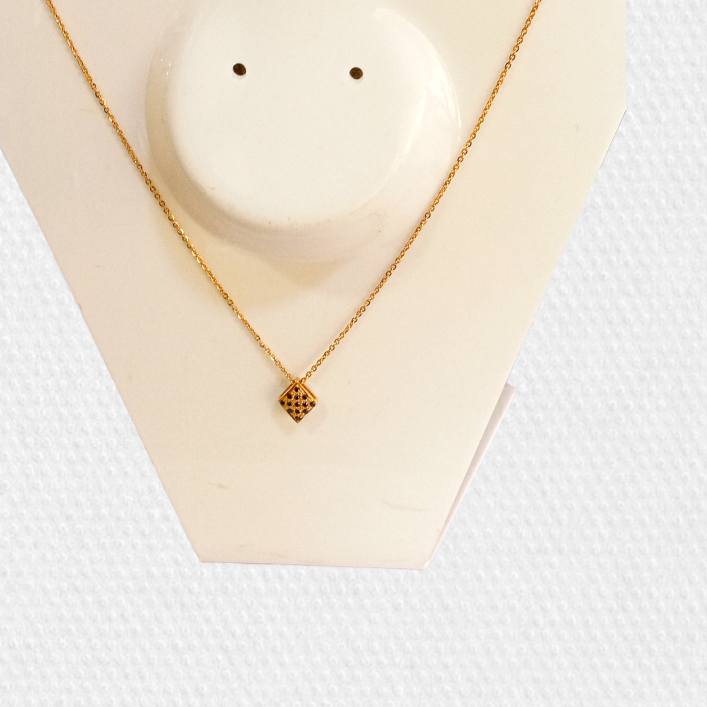 Gold Designing Pendant Chain