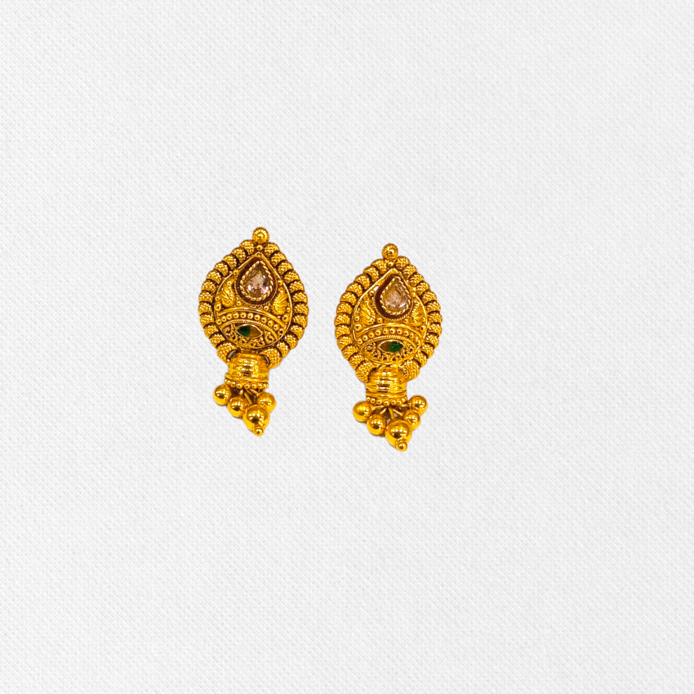 Gold Kalkatti design Earring