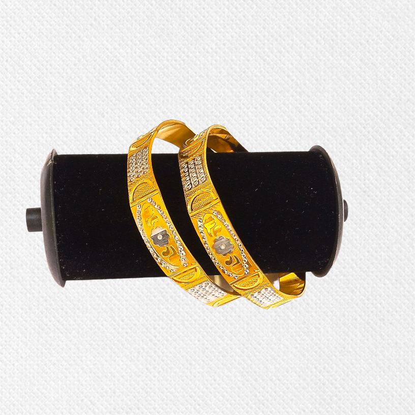 Gold Simple Design Bangle