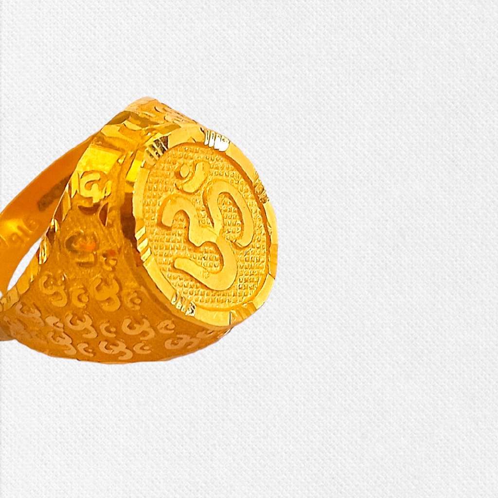 Gold Om Ring