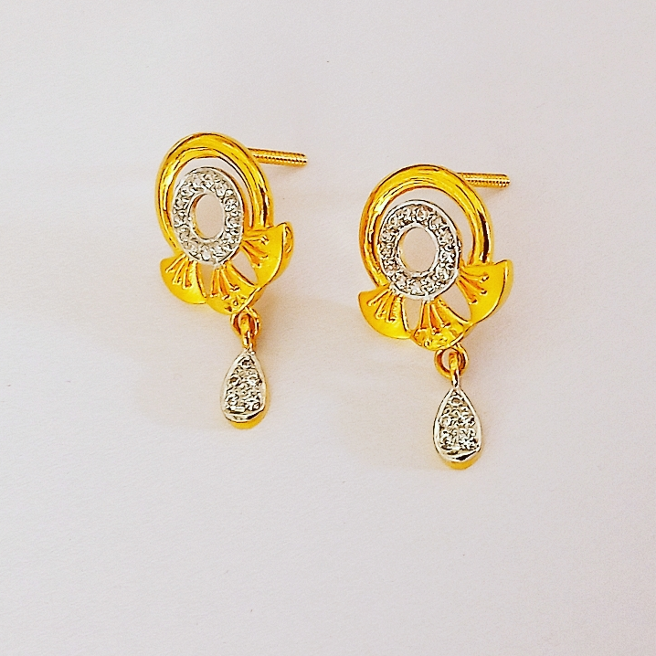 Gold Stylish Earrings