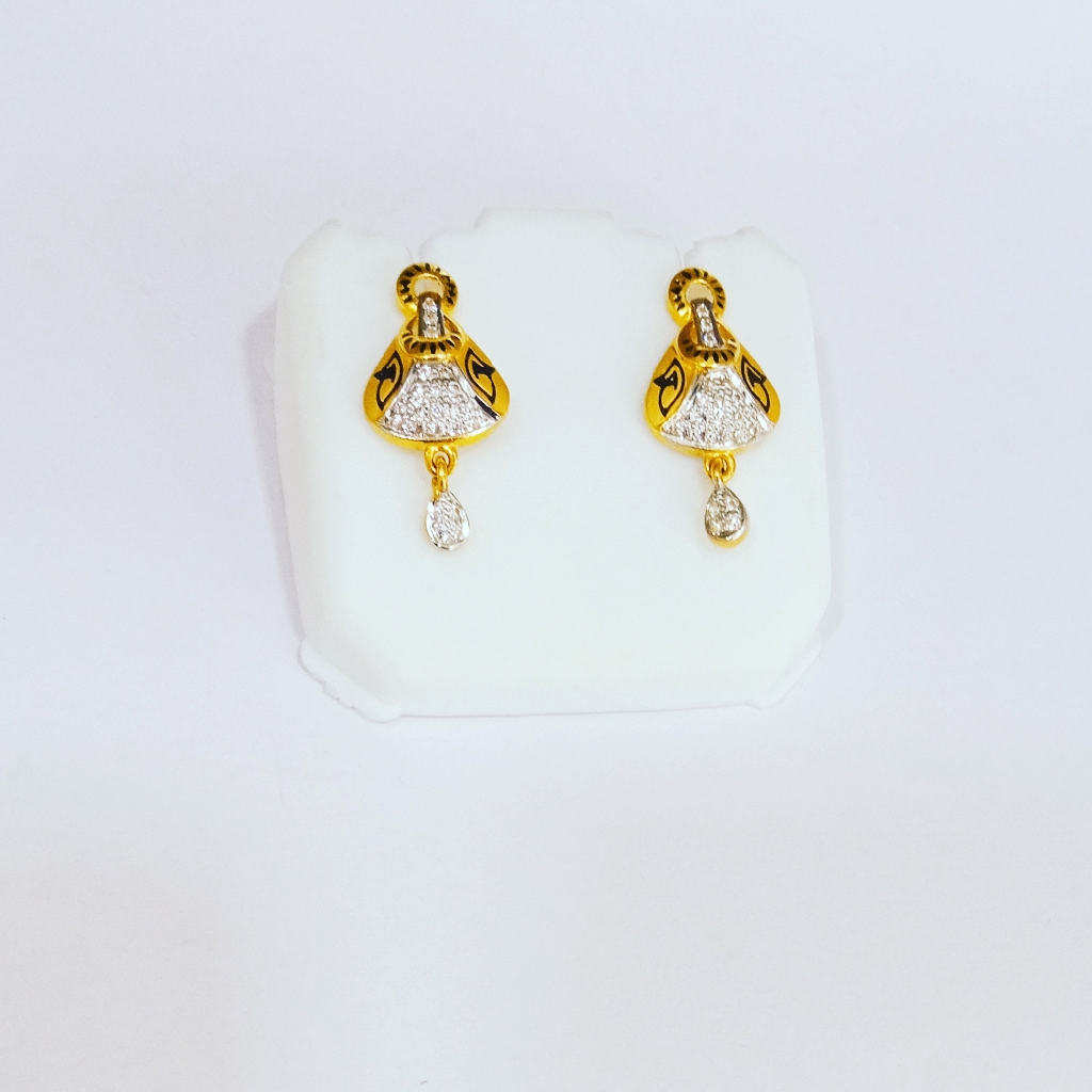 Gold designer earrings
