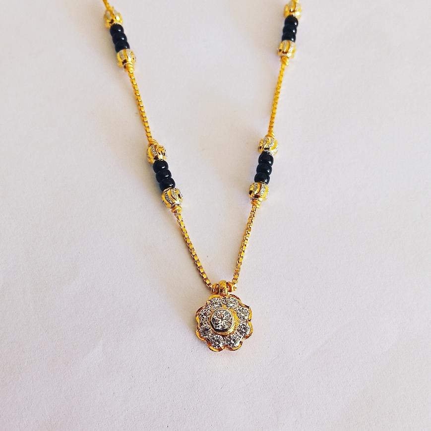 Gold necklace for girls