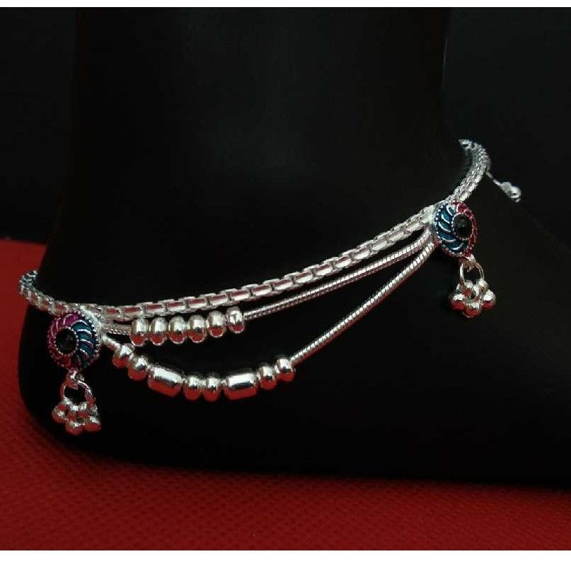 Attractive Fancy Silver Ladies Payal