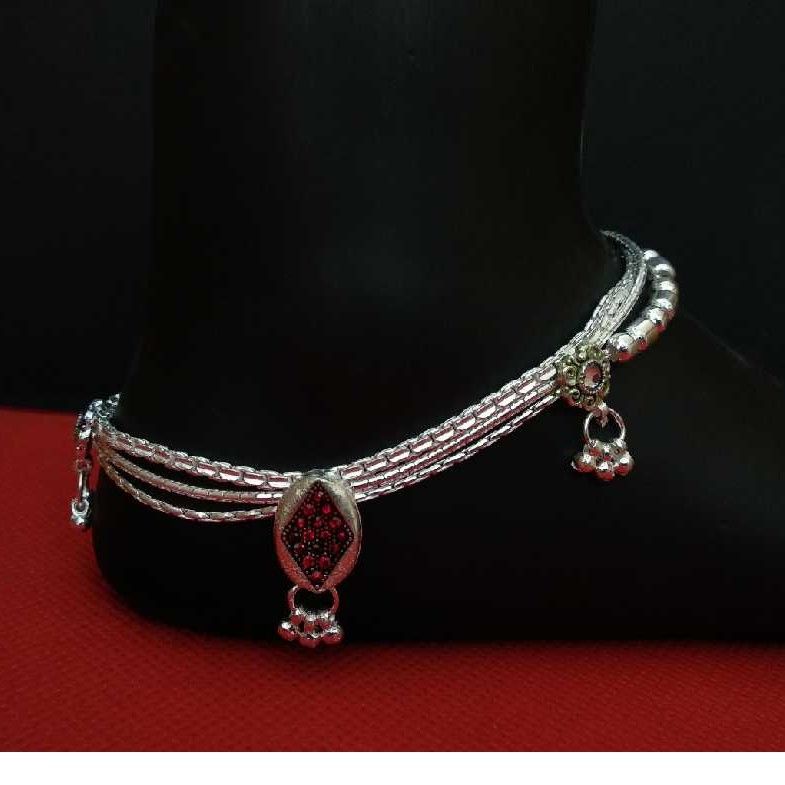 Silver Fancy Natural Designer Payal