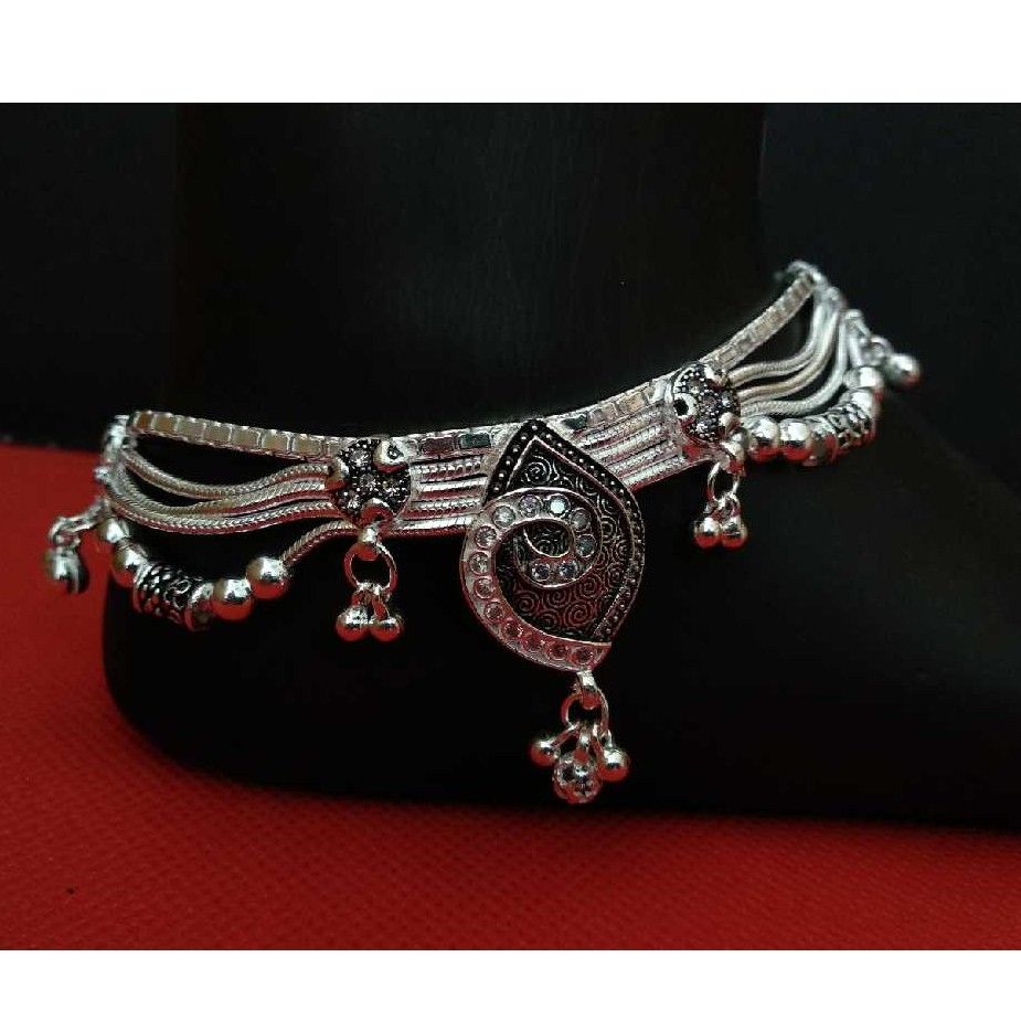 925 Silver Attractive Ladies Payal
